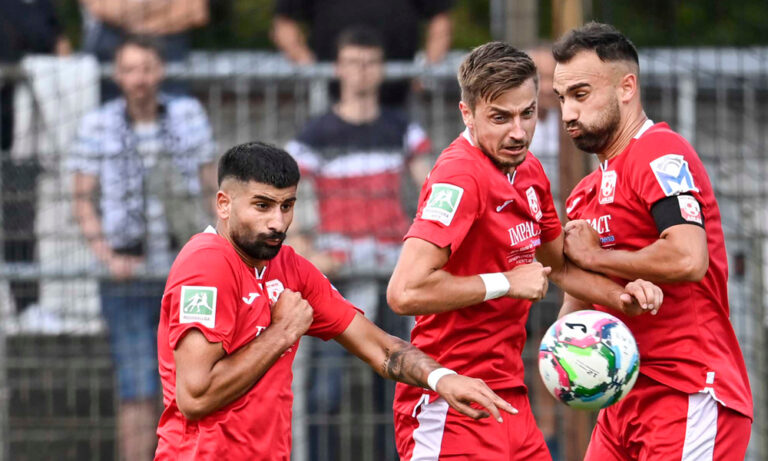 Rot Weiss verliert 5:0 in Wiedenbrück