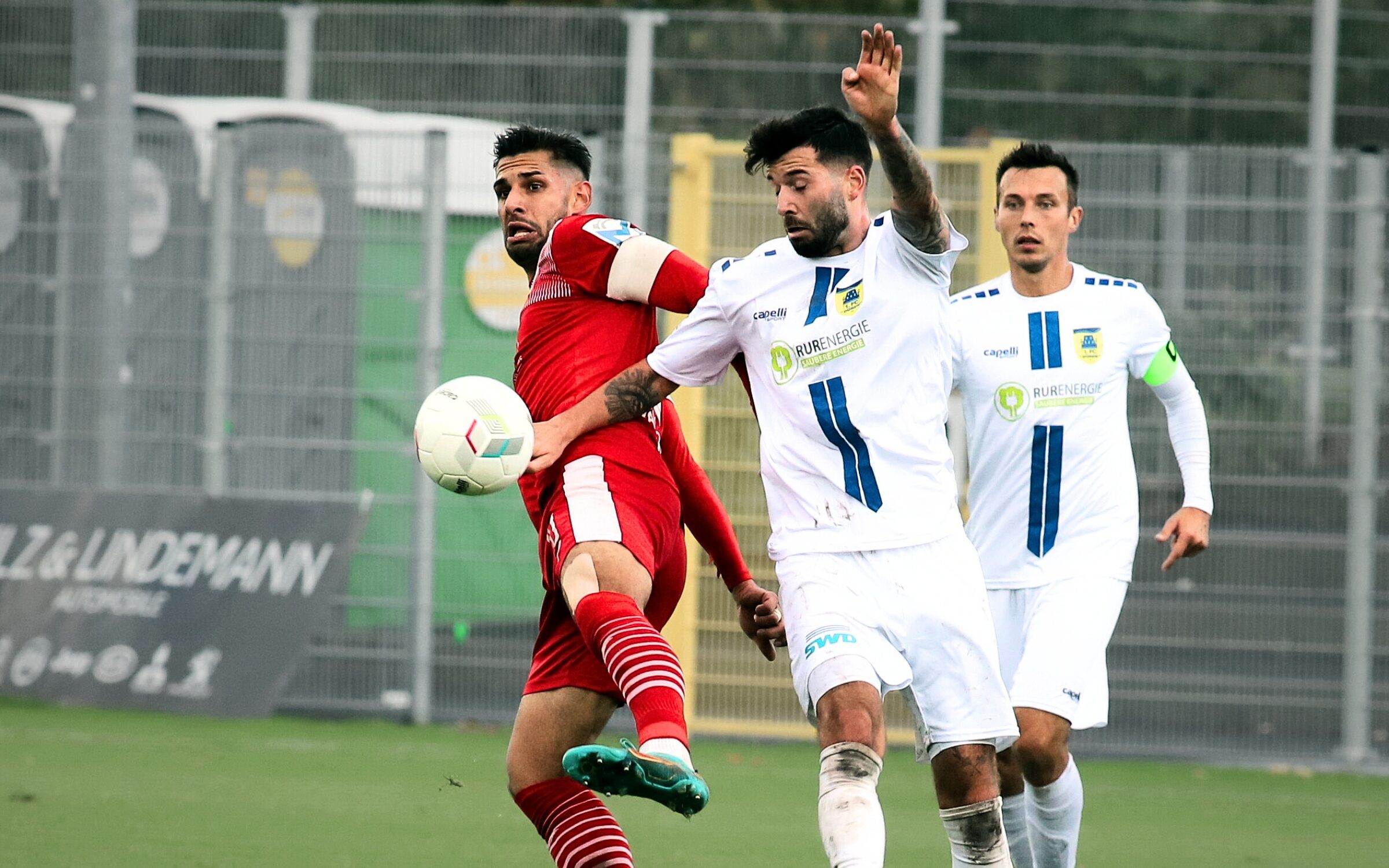 Kampf um Punkte: Rot Weiss Ahlen trifft auf formstarken 1. FC Düren